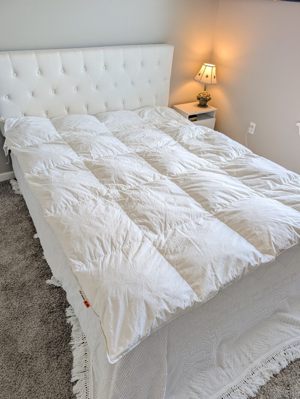 IKEA Hönsbär Twin Cream Beige Quilted Cotton Duck Feathers Down Comforter 86"X64